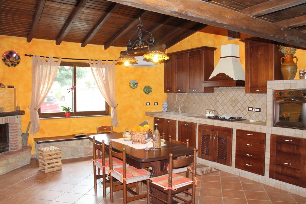 Casa Vacanze Borgo Borghese SantʼAlessio Siculo 客房 照片